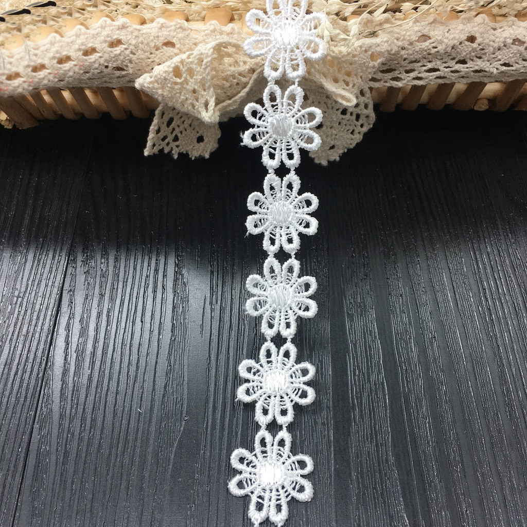 Cute Hollow Flowers Garment La - Lace Ribbon Trim recension och pris